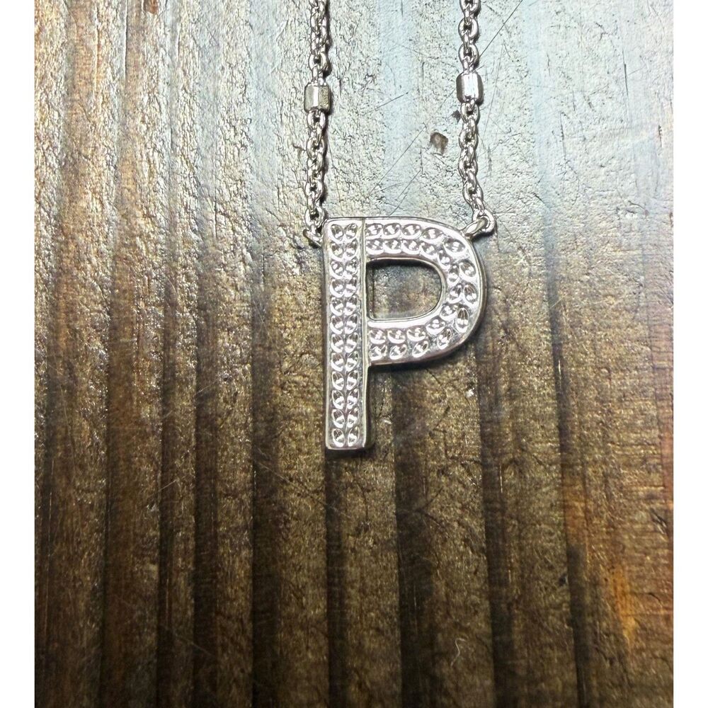 Kendra Scott "P" Initial Pendant Necklace